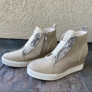 Ccocci tan with snake print heeled sneakers